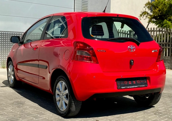Toyota Yaris cena 11900 przebieg: 137300, rok produkcji 2009 z Pisz małe 232
